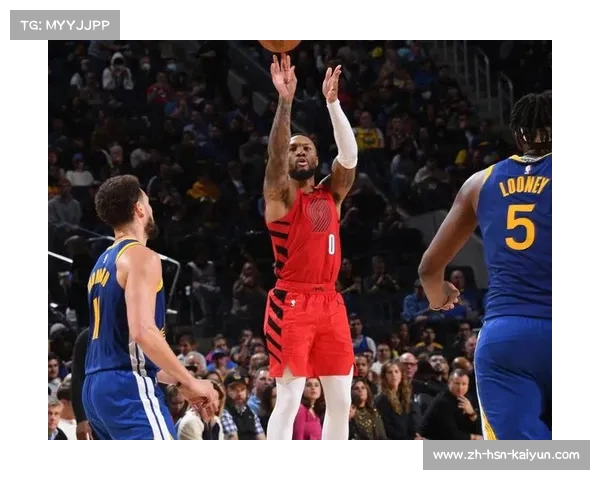 普尔单节四记三分狂砍31分续写超远投神话引爆全场